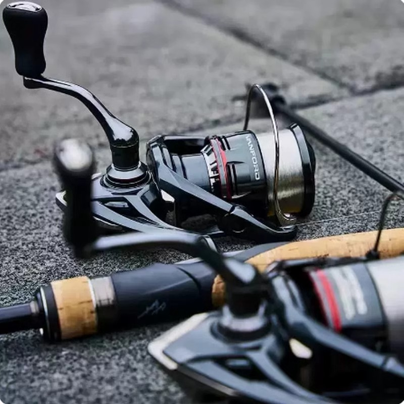 SHIMANO 24 VANFORD Spinning Fi - огляд і ціна Daiwa Reel Bg